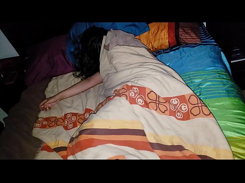 ❤️ 若い継母が寝ている間に継子が責める ファッキングビデオ ❌️❤